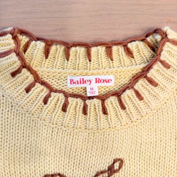Bailey Rose Cream Yellow Lucky Baby rodeo horse Brown Trim sweater size M - NWT - Picture 2 of 4